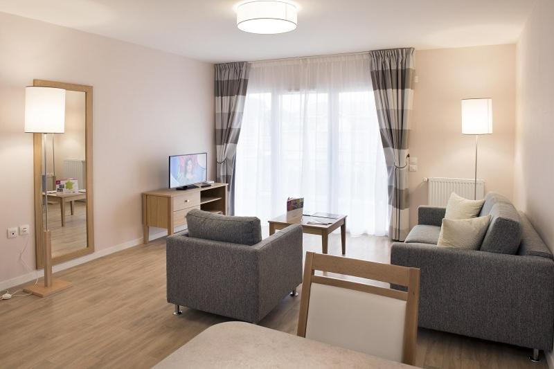 Aparthotel Domitys Le Carrousel Cabourg Esterno foto